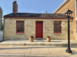 115 Jail Aly, Mineral Point, WI 53565