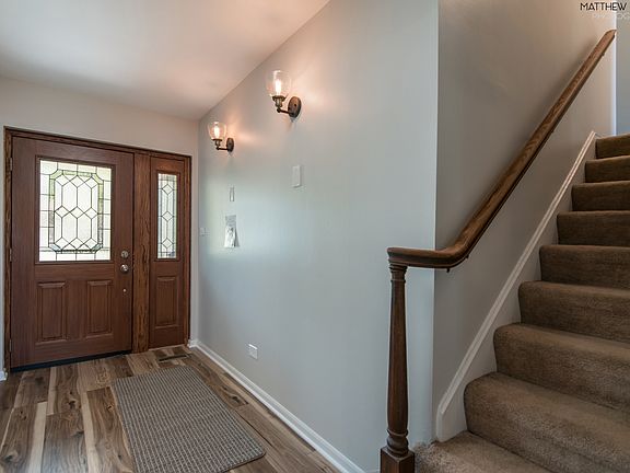4th image of 1320 Campbell Ln