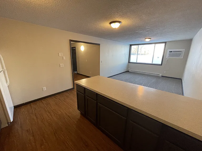 Countryside Apartments — Photo 7