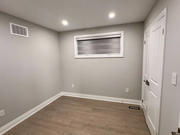 106 Woodward Ave — Photo 23