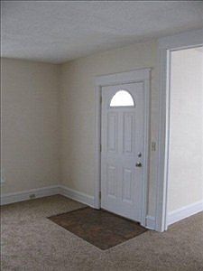3rd image of 1100 College Ave
