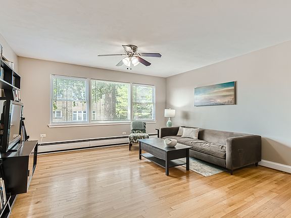 3rd image of 1957 S Euclid Ave #110