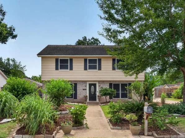 12906 Shady Knoll Ln, Cypress, TX 77429