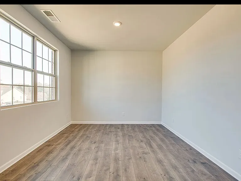 9044 Copenhagen Dr — Photo 20