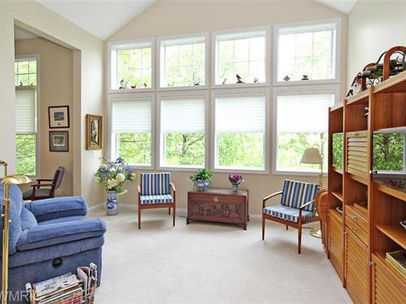 4th image of 151 Blue Heron Ct