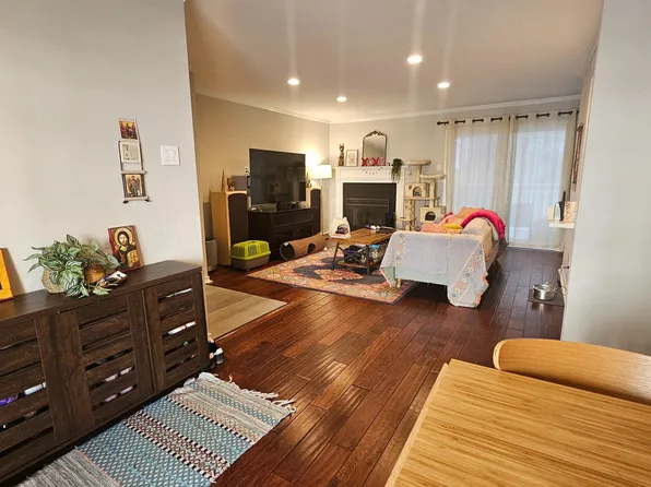 1511 Lincoln Way APT 204B, Mc Lean, VA 22102