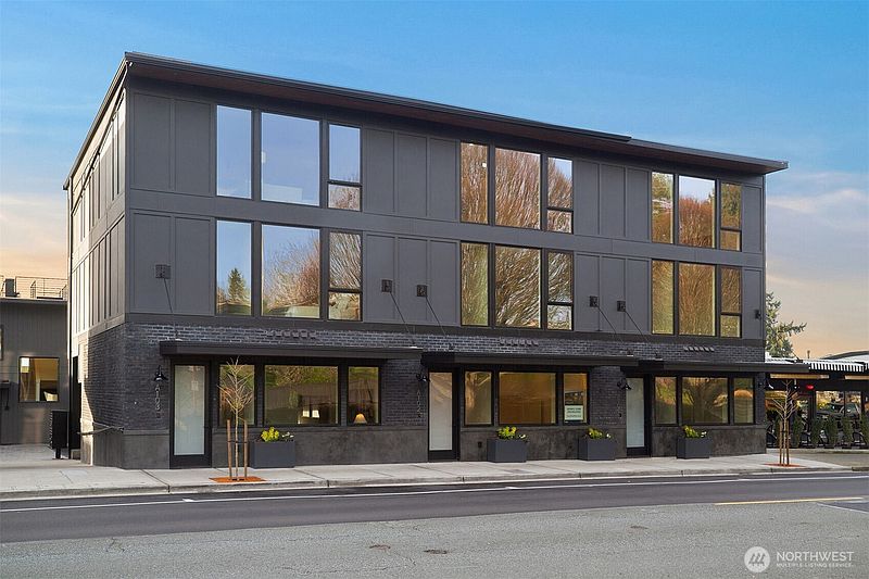 2nd image of 614 5th Avenue S #A103