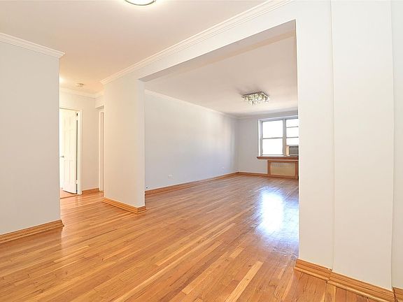 4th image of 64-74 Saunders St APT 3B