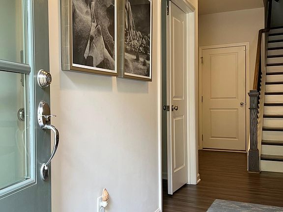2nd image of 756 Winton Way