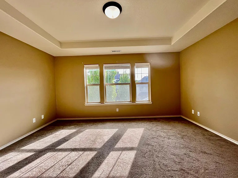 6457 NW Dingo Dr — Photo 6