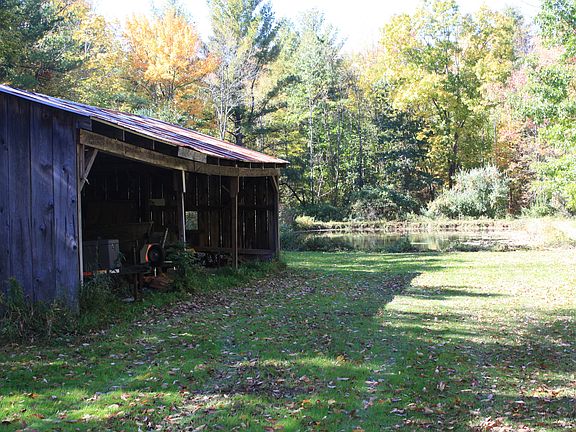 barn 