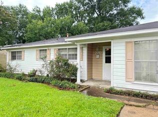 270 Ferndale Ln, Beaumont, TX 77707