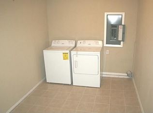 947 Briarwood Dr, Lewisville, TX 75067