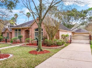 4011 W Pine Brook Way, Houston, TX 77059
