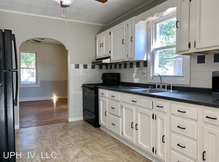 520 Sycamore Ave, Croydon, PA 19021