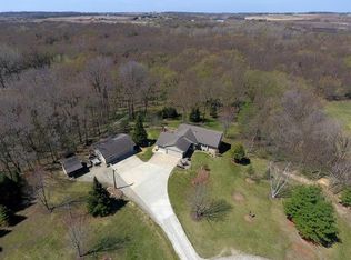 25720 Dahle Ave, Faribault, MN 55021