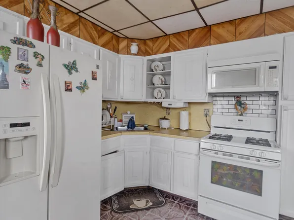 1201-1203 Bergenline Avenue image 31 of 50