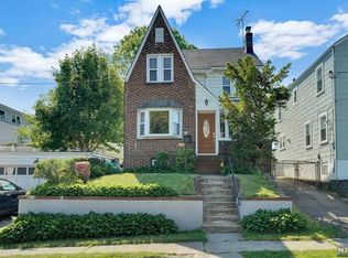126 Bathurst Ave, North Arlington, NJ 07031