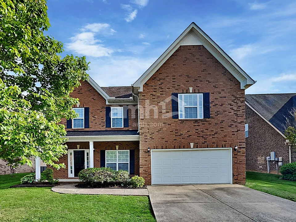 4063 Locerbie Cir