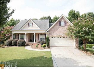 2521 River Run Dr, Dacula, GA 30019