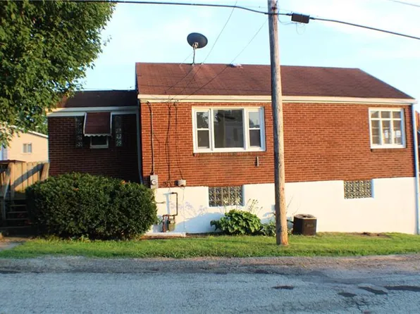 2700 E St, McKeesport, PA 15133