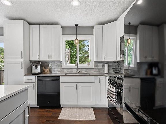 2nd image of 14390 Exley Ln