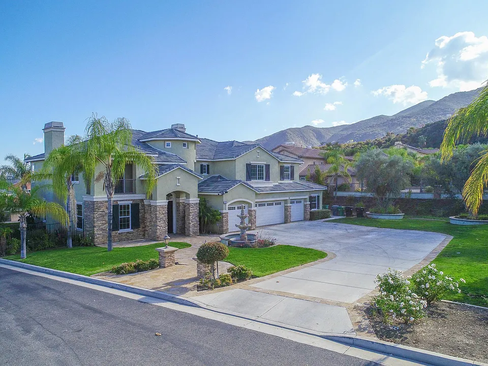 4215 Jameson Cir
