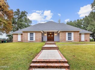 311 Acorn Dr, Lafayette, LA 70507