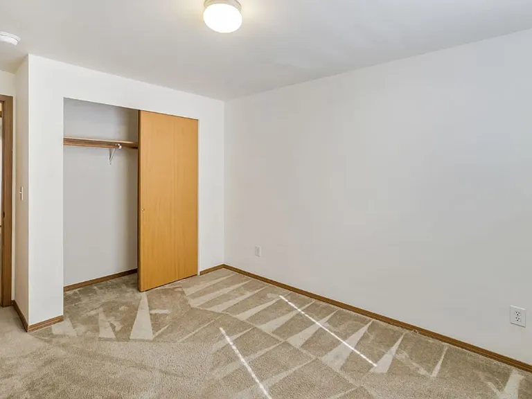 10506 57th Dr NE — Photo 10