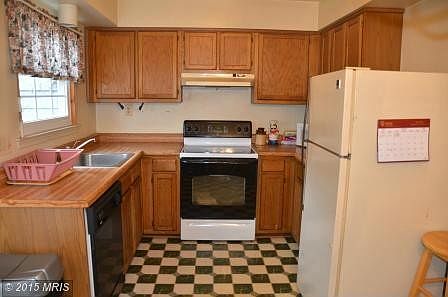 5th image of 6118 Bristol Way