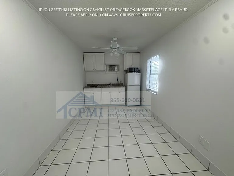 8 SE 19th Ave Pompano Beach, FL 33060 — Photo 7