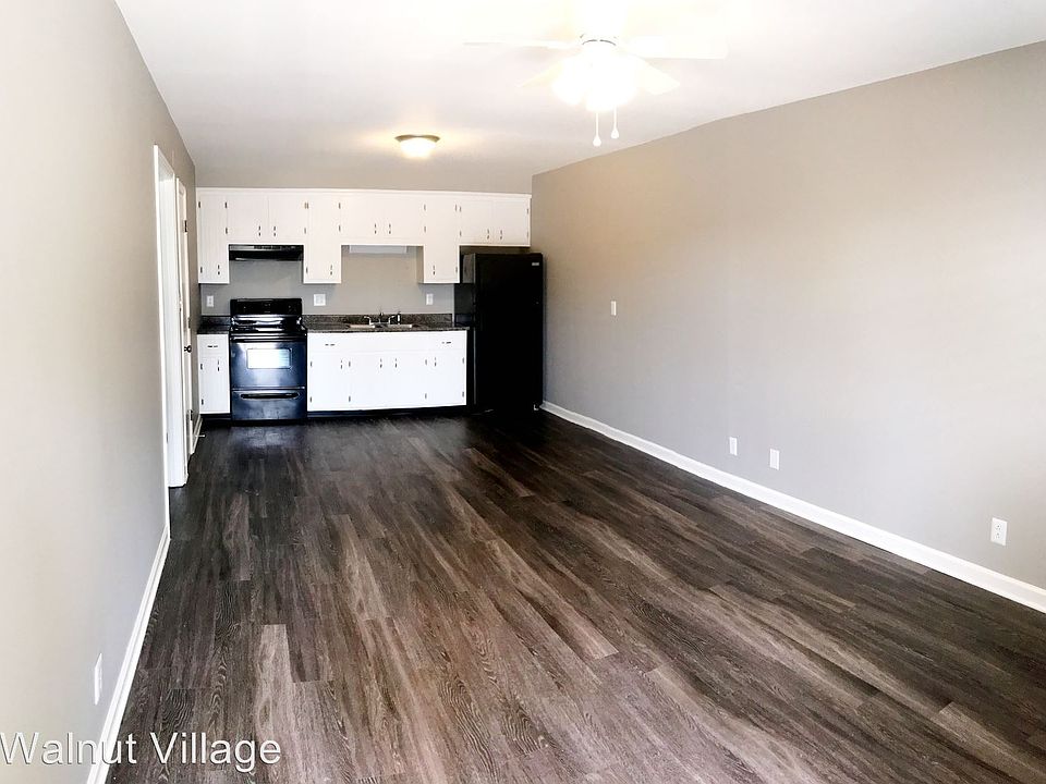 1st image of 120 Walnut St APT 2
