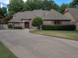 10111 S Joplin Ave, Tulsa, OK 74137