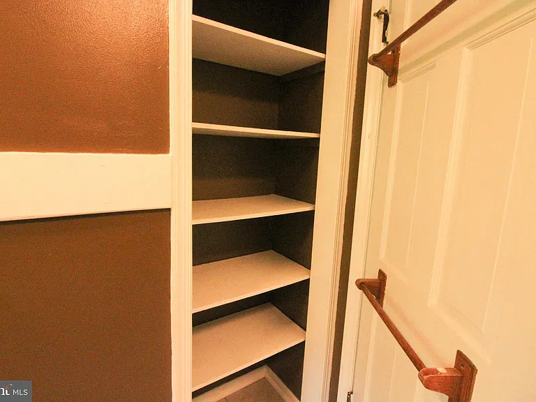 11 Hickory Ln — Photo 39