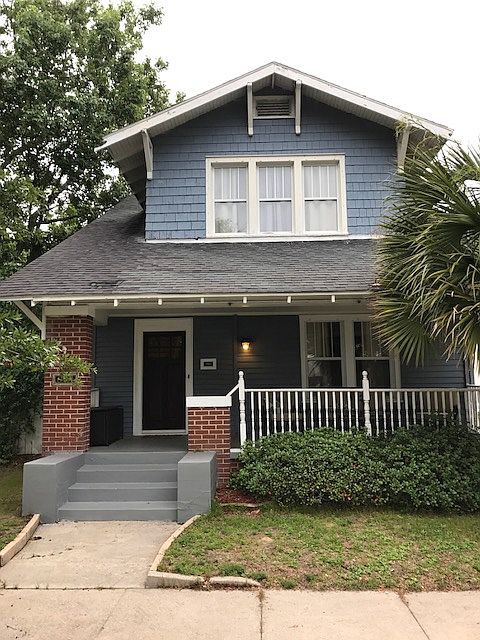 1st image of 816 N 12th Ave