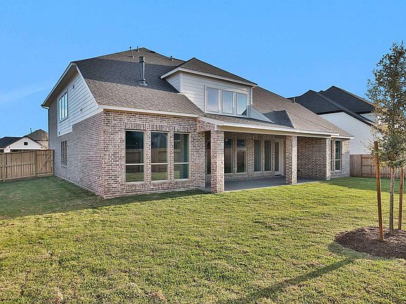 7th image of this home