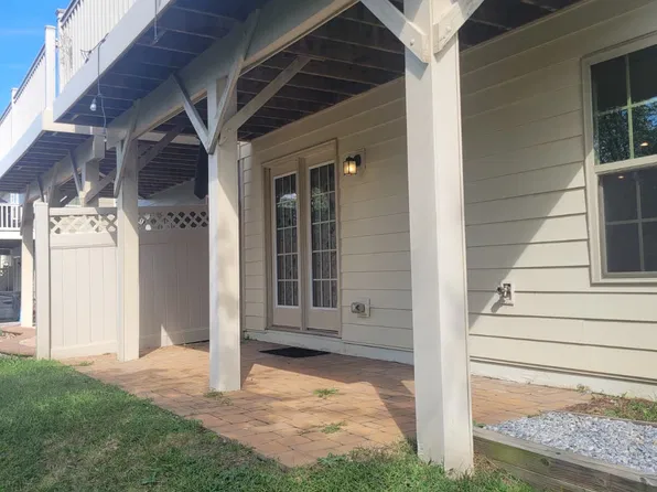 2256 Red Pine Loop #Basement, Dumfries, VA 22026