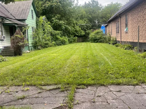 4053 Roosevelt St, Detroit, MI 48208