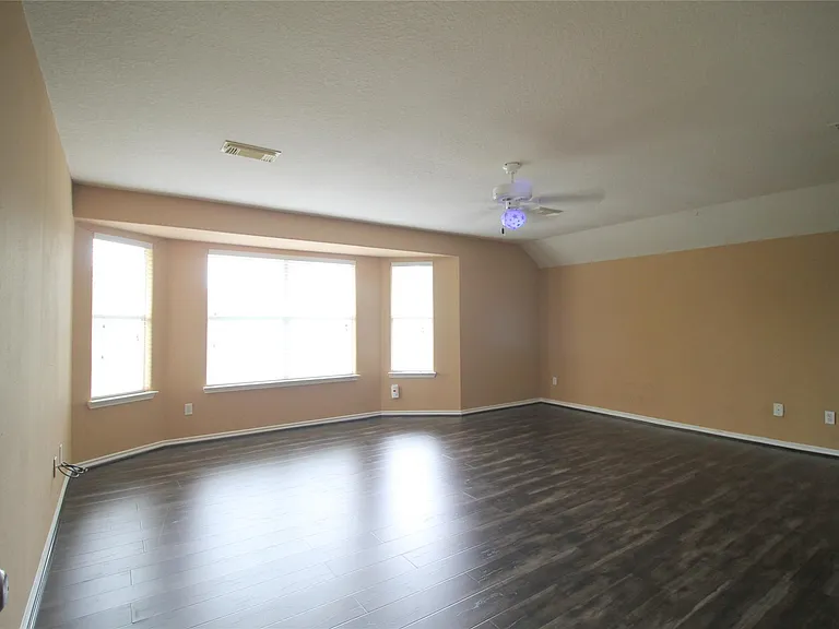 19927 Black Canyon Dr — Photo 27