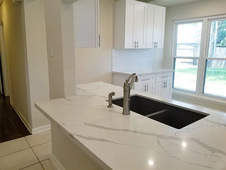 3731 Westheimer Place Dr — Photo 9