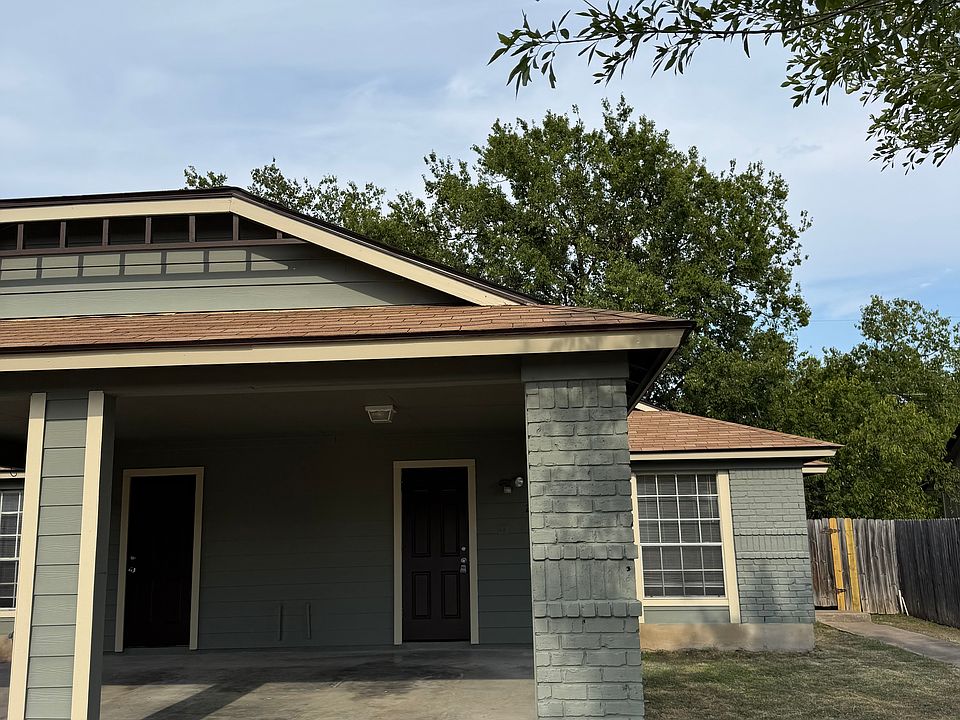 1st image of 2125 Andover Dr