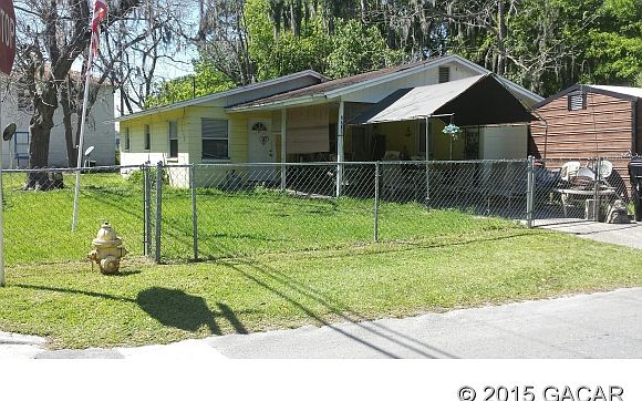 2nd image of 703 Oak St N