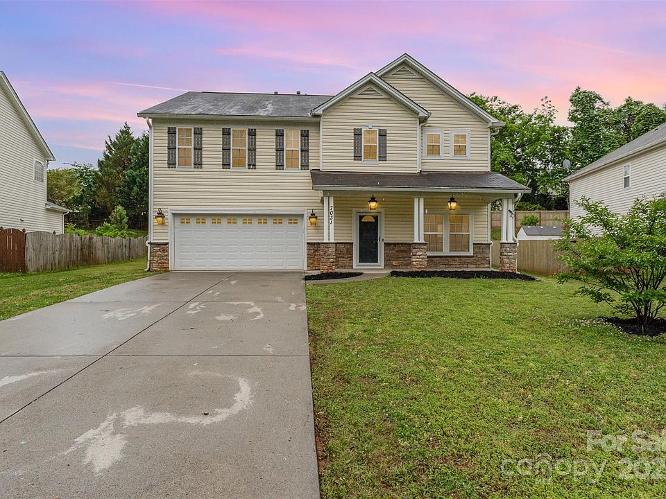 1st image of 7031 Woodbridge Valley Cir