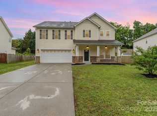 7031 Woodbridge Valley Cir, Mint Hill, NC 28227