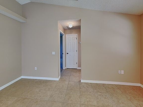 3rd image of 7132 Waxwing Dr