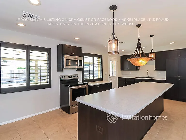 213 E Carson Cir — Photo 5