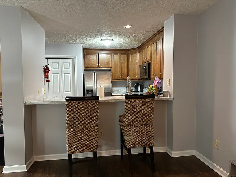 800 Meadowview Dr #18 — Photo 8