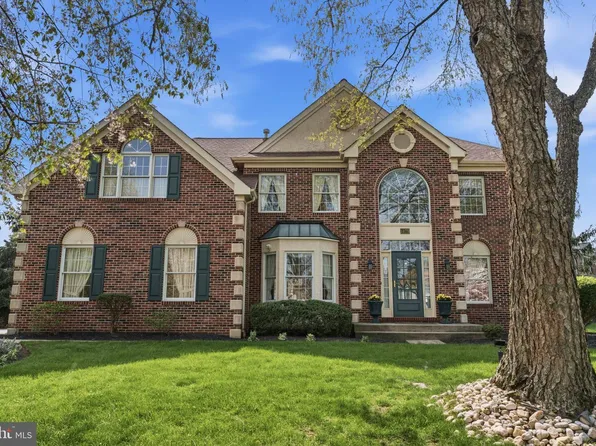 1479 Greenmeadows Rd, Yardley, PA 19067