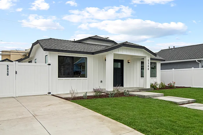 5308 S Victoria Ave — Photo 8