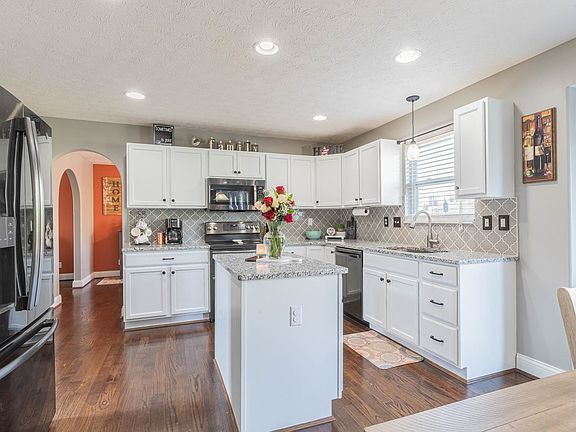 2nd image of 238 Veneto Dr